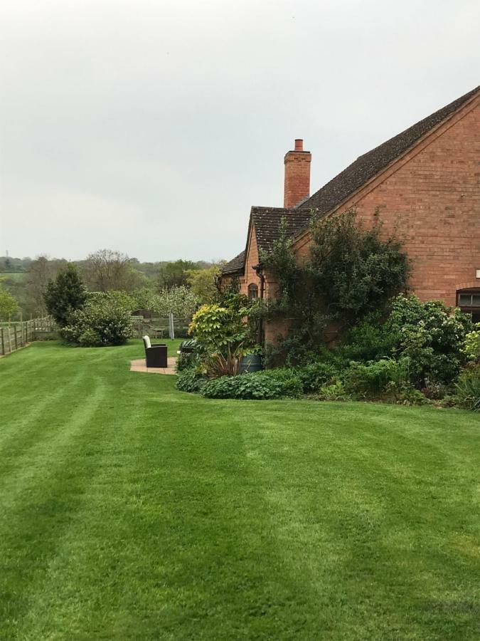 The Burrow Villa Wellesbourne Buitenkant foto